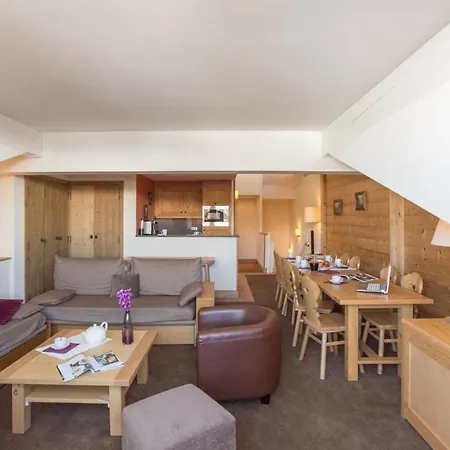 Apartment Les Chalets Du Forum 3/4p 10p Courchevel